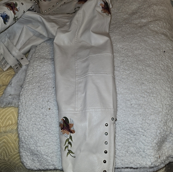 Jacket, Embroidered - Picture 3 of 5